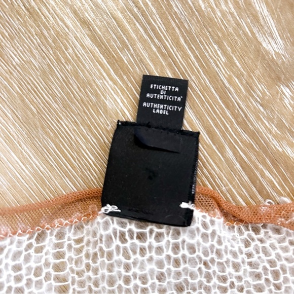 Versace Y2K Vintage Sheer Knit Lace Cream Rose Sweater – Size Medium - Picture 4 of 9